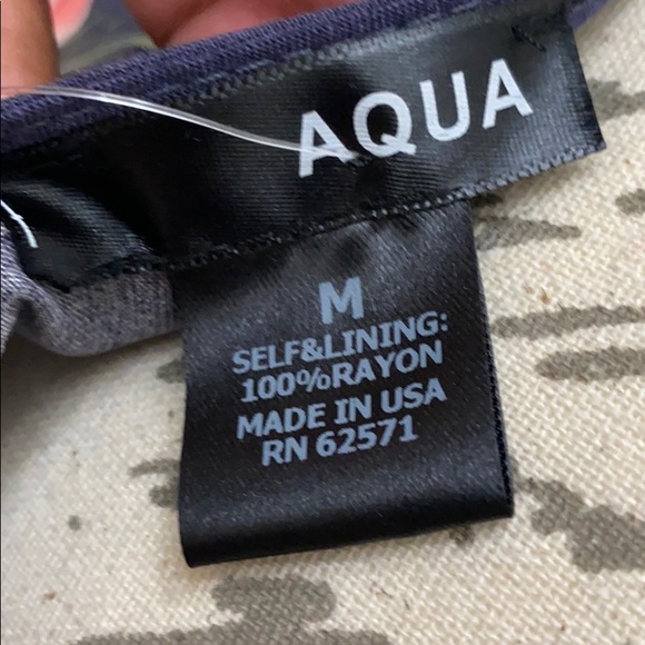 Aqua flounce sleeve floral top - Picture 7 of 7